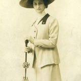 1903 Anna Brown