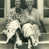 1935 Mildred Dunham & mother Anna