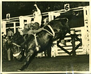 1949 Ted III in Rodeo
