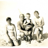 1940 Ted II & children