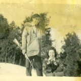 1940 John, Marg & kiltie